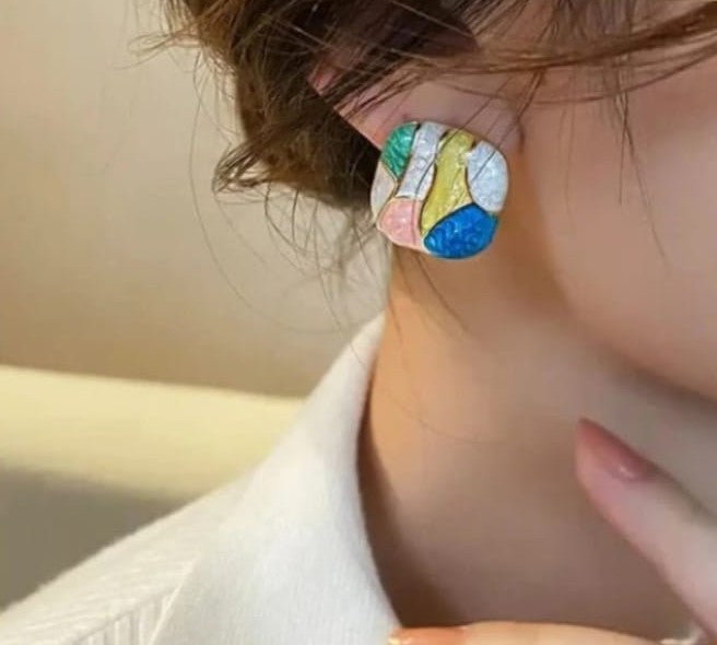 Multicolor studs